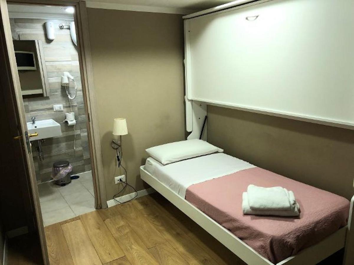 Bed And Breakfast Napoli Centro Storico Kültér fotó